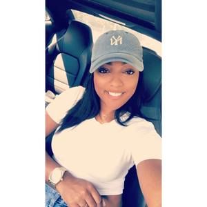 Meet your Posher, Destini